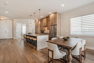 2570 S Cherokee St in Denver, CO - Building Photo - Building Photo