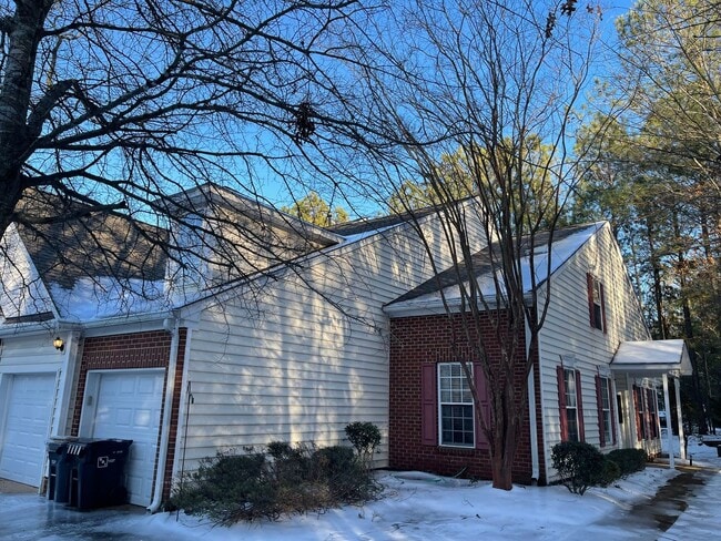 property at 4257 Falcon Creek Dr