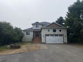 371 Sand Dune Ave NW in Ocean Shores, WA - Building Photo
