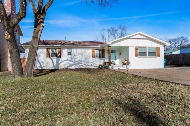 406 NW 5th St in Bentonville, AR - Building Photo - Building Photo