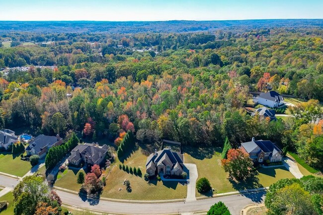 940 Chateau Forest Rd in Hoschton, GA - Building Photo - Building Photo