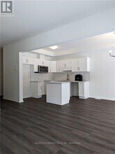 4552 Portage Rd in Niagara Falls, ON - Foto de edificio - Building Photo