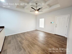 3409 Frio Ave in McAllen, TX - Building Photo - Building Photo