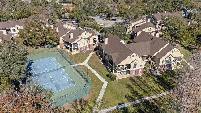 8724 Mallard Reserve Dr in Tampa, FL - Building Photo - Building Photo