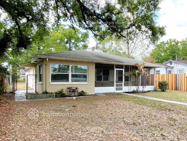 property at 3704 N Clearfield Ave