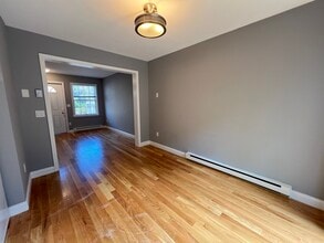66 Murdock St in Somerville, MA - Building Photo - Building Photo