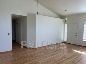 2789 Montego Dr in Reno, NV - Building Photo - Building Photo