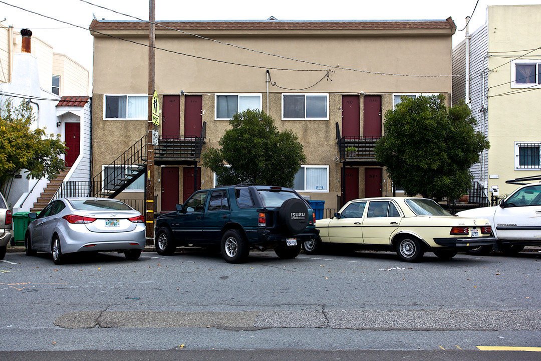 2641 Harrison St in San Francisco, CA - Building Photo