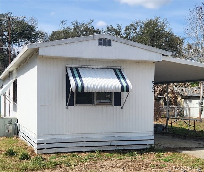 property at 922 S Sunfish Ave