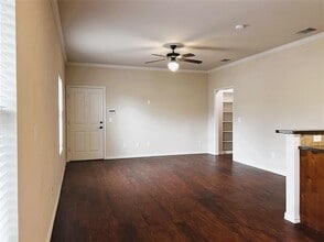420 W Franklin St in Waxahachie, TX - Building Photo - Building Photo
