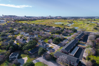 University Terrace in College Station, TX - Building Photo - Building Photo