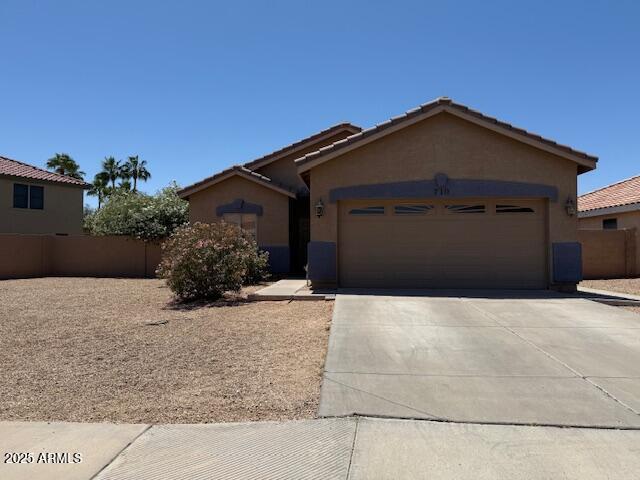710 S Colonial St in Gilbert, AZ - Building Photo