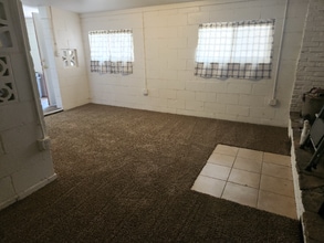 401 S 12th St in Deming, NM - Foto de edificio - Building Photo