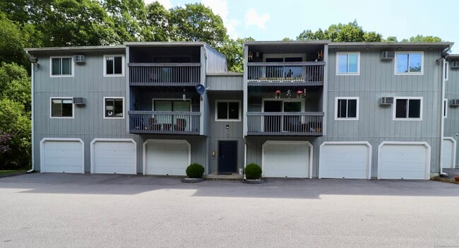 property at 86 Buddington Rd