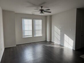 1924 Buffalo Hill Dr in Mesquite, TX - Building Photo - Building Photo