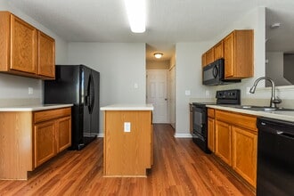 3805 Hopper St in Raleigh, NC - Foto de edificio - Building Photo