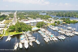 905 N Harbor City Blvd in Melbourne, FL - Building Photo