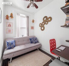 254 W 25th St in New York, NY - Building Photo - Building Photo