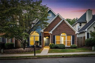 529 Eastland Dr in Decatur, GA - Building Photo