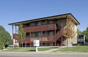 591 West Prentice Avenue in Littleton, CO - Building Photo - Building Photo