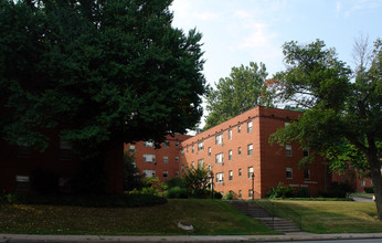 Tiffany Place in Pittsburgh, PA - Building Photo - Building Photo