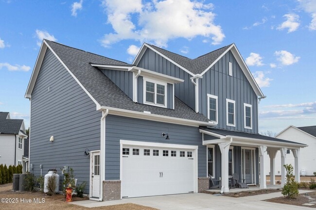 181 Sailor Sky Wy in Hampstead, NC - Building Photo - Building Photo