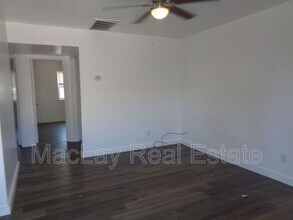 2918 E Roeser Rd in Phoenix, AZ - Building Photo - Building Photo