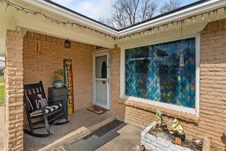 1108 Center St in Cleburne, TX - Building Photo - Building Photo