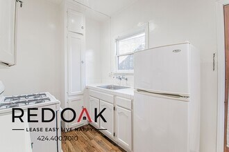 836 Sanborn Ave in Los Angeles, CA - Building Photo - Building Photo