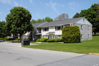 Devonshire Apartments in Kutztown, PA - Building Photo - Building Photo