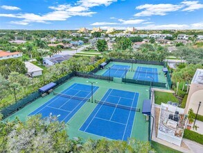 453 Lakeview Dr in Fort Lauderdale, FL - Building Photo - Building Photo