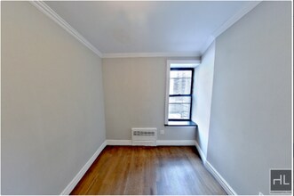 1373 1st Ave in New York, NY - Building Photo - Building Photo