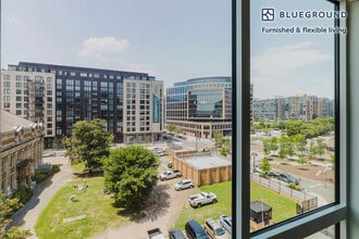 3 Tingey Sq SE in Washington, DC - Building Photo - Building Photo