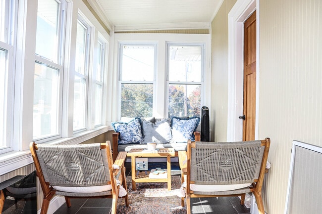 36 Lancaster St, Unit 2 in Quincy, MA - Building Photo - Building Photo