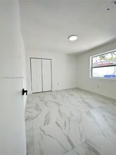 1445 NW 34th St in Miami, FL - Building Photo - Building Photo