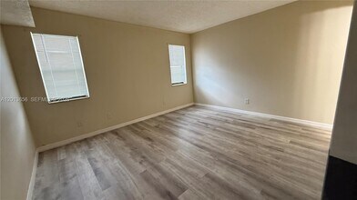 8011 Southgate Blvd in North Lauderdale, FL - Building Photo - Building Photo