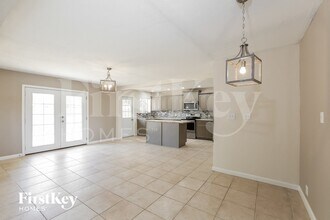 547 W 18th St in Tempe, AZ - Foto de edificio - Building Photo