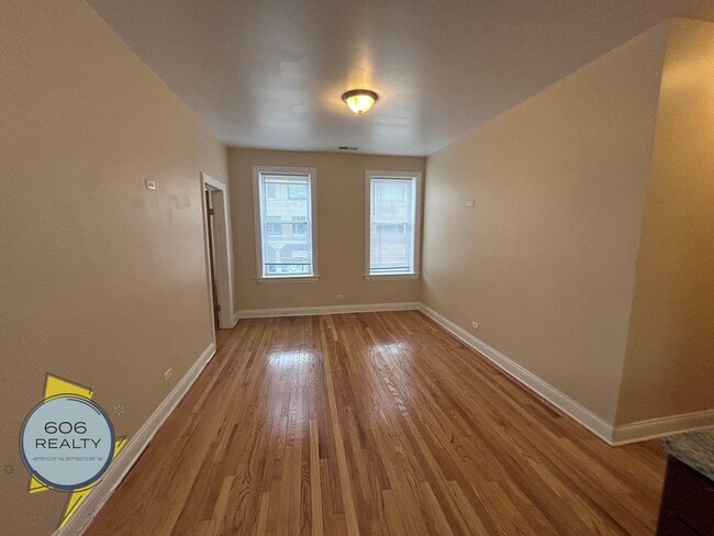 3205 N Central Ave in Chicago, IL - Building Photo - Building Photo