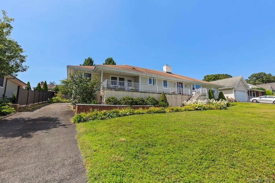 46 Sylvan Rd in Port Chester, NY - Building Photo