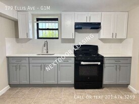 179 Ellis Ave in Irvington, NJ - Building Photo