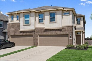 2202 Dillon Pond Ln in Pflugerville, TX - Building Photo