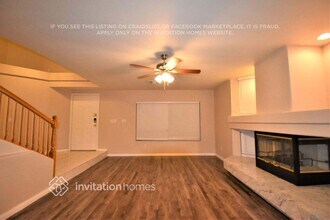 8637 W Gilmore Ave in Las Vegas, NV - Building Photo - Building Photo