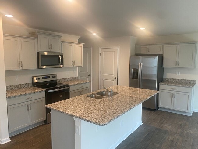 1754 Bright Hope Ln in Dallas, NC - Building Photo - Building Photo