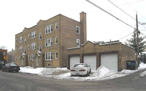 5035-5045 W Palmer St in Chicago, IL - Building Photo