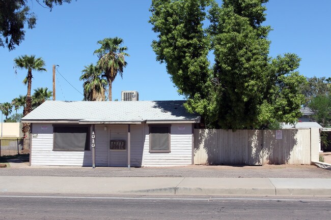 1010 W University Dr in Tempe, AZ - Building Photo - Building Photo