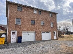 314-316 Chrysler Ave in Johnstown, PA - Building Photo - Building Photo