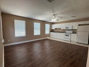 3722 Longfellow Rd in Tallahassee, FL - Building Photo - Building Photo