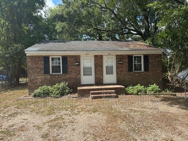 property at 914 Belvedere St