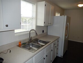 3309 2nd St SW in Lehigh Acres, FL - Building Photo - Building Photo