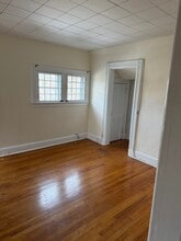 111 Sycamore Ave, Unit 3 in North Plainfield, NJ - Building Photo - Building Photo